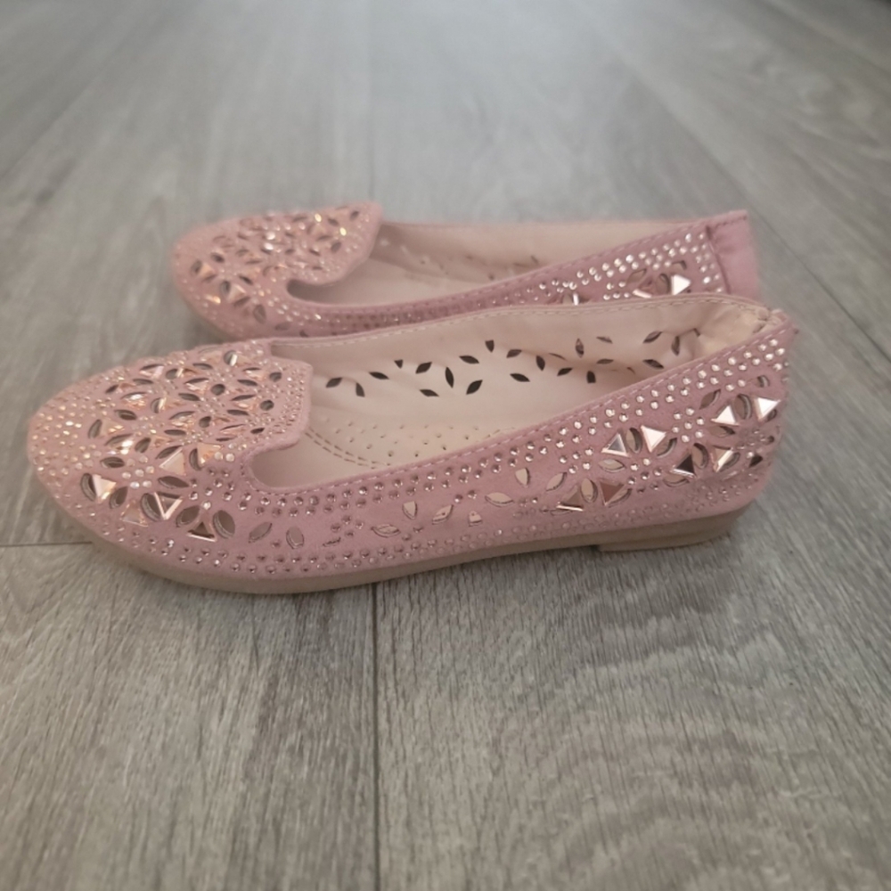 Girls flats with jewels. Size 10